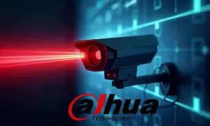 Caméra de surveillance Dahua Technology émettant des faisceaux rouges, sur fond bleu numérique.