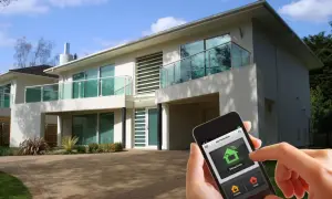 Maintenant, il est facile de sécuriser sa maison soi même grâce à une application mobile.