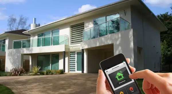 Maintenant, il est facile de sécuriser sa maison soi même grâce à une application mobile.